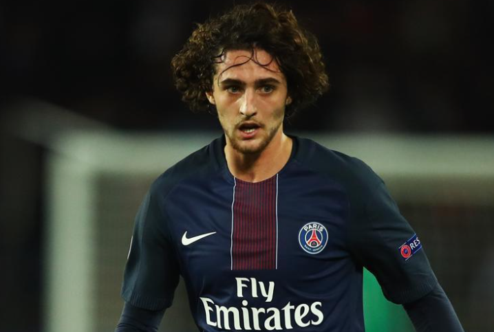  姆巴佩双响定乾坤，大巴黎客场完胜锁定胜局