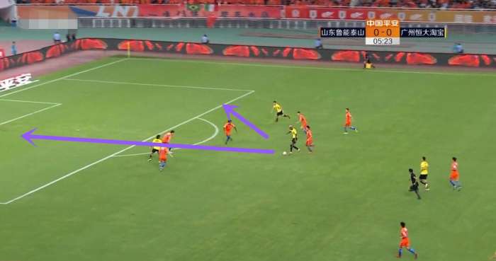  沙尔克04复兴之路坎坷，主场失利暴露防守短板