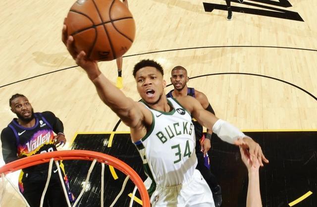  老鹰特雷杨三分命中率创新高，战术地位愈发稳固  